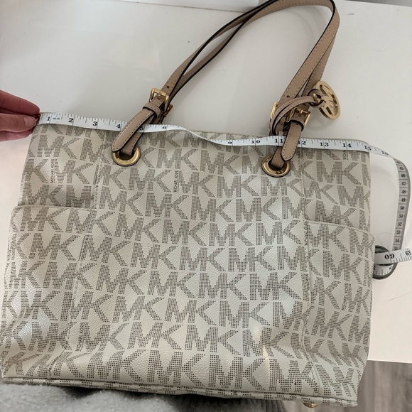 Michael Kors Jet Set Travel Top Zip Signature Monogram Tote Bag - Picture 10 of 14